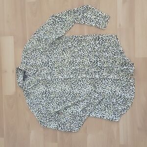 Women's Banana Republic Dillon classic fit animal print blouse